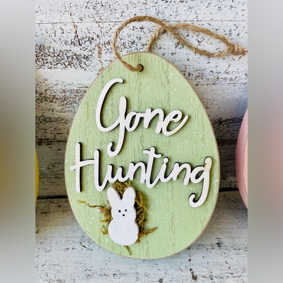 *Egg Hunt Ornament “Gone Hunting” - Picture 7 of 9